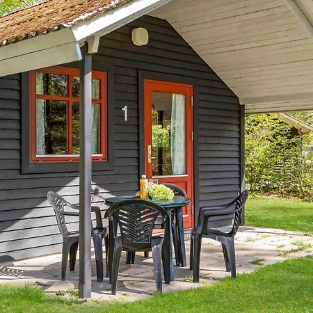 Stunning In Ringkbing With 2 Bedrooms Holiday home *