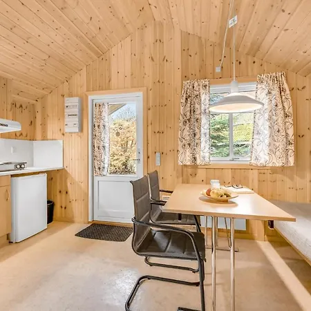 Stunning In Ringkbing With 2 Bedrooms Holiday home Ringkobing
