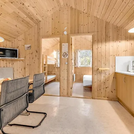 Stunning In Ringkbing With 2 Bedrooms Holiday home Ringkobing