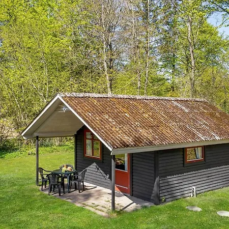 Stunning In Ringkbing With 2 Bedrooms